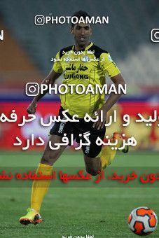 652697, Tehran, [*parameter:4*], لیگ برتر فوتبال ایران، Persian Gulf Cup، Week 18، Second Leg، Esteghlal 1 v 0 Fajr-e Sepasi Shiraz on 2013/12/14 at Azadi Stadium
