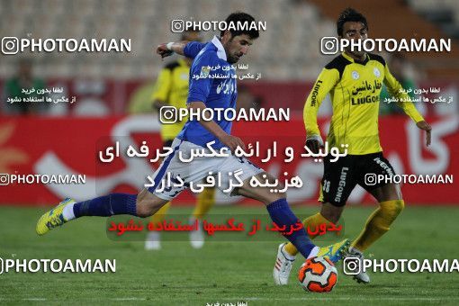 652693, Tehran, [*parameter:4*], لیگ برتر فوتبال ایران، Persian Gulf Cup، Week 18، Second Leg، Esteghlal 1 v 0 Fajr-e Sepasi Shiraz on 2013/12/14 at Azadi Stadium
