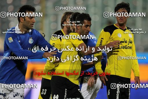 652583, Tehran, [*parameter:4*], لیگ برتر فوتبال ایران، Persian Gulf Cup، Week 18، Second Leg، Esteghlal 1 v 0 Fajr-e Sepasi Shiraz on 2013/12/14 at Azadi Stadium