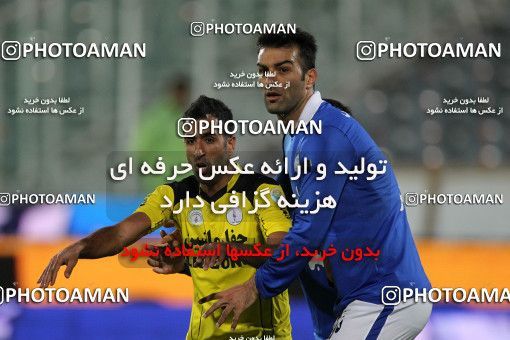652699, Tehran, [*parameter:4*], لیگ برتر فوتبال ایران، Persian Gulf Cup، Week 18، Second Leg، Esteghlal 1 v 0 Fajr-e Sepasi Shiraz on 2013/12/14 at Azadi Stadium