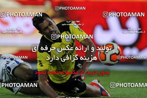 652523, Tehran, [*parameter:4*], لیگ برتر فوتبال ایران، Persian Gulf Cup، Week 18، Second Leg، Esteghlal 1 v 0 Fajr-e Sepasi Shiraz on 2013/12/14 at Azadi Stadium