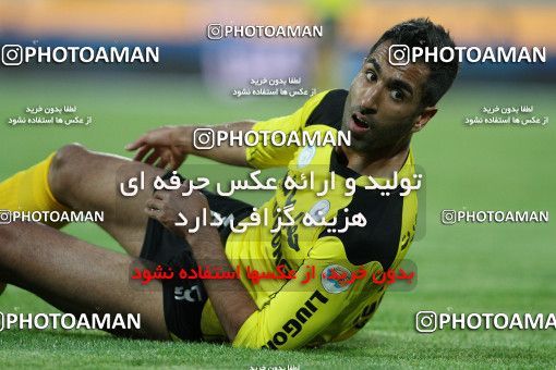 652845, Tehran, [*parameter:4*], لیگ برتر فوتبال ایران، Persian Gulf Cup، Week 18، Second Leg، Esteghlal 1 v 0 Fajr-e Sepasi Shiraz on 2013/12/14 at Azadi Stadium