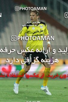 652935, Tehran, [*parameter:4*], لیگ برتر فوتبال ایران، Persian Gulf Cup، Week 18، Second Leg، Esteghlal 1 v 0 Fajr-e Sepasi Shiraz on 2013/12/14 at Azadi Stadium