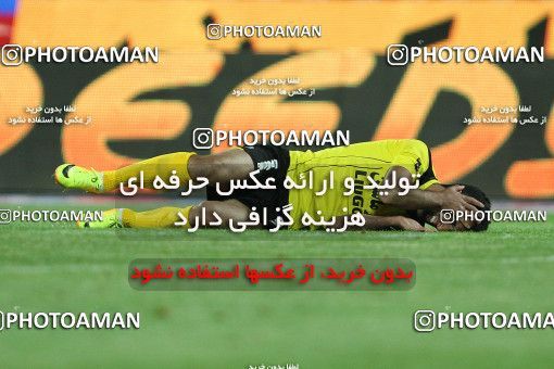 652820, Tehran, [*parameter:4*], لیگ برتر فوتبال ایران، Persian Gulf Cup، Week 18، Second Leg، Esteghlal 1 v 0 Fajr-e Sepasi Shiraz on 2013/12/14 at Azadi Stadium