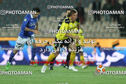 652831, Tehran, [*parameter:4*], لیگ برتر فوتبال ایران، Persian Gulf Cup، Week 18، Second Leg، Esteghlal 1 v 0 Fajr-e Sepasi Shiraz on 2013/12/14 at Azadi Stadium