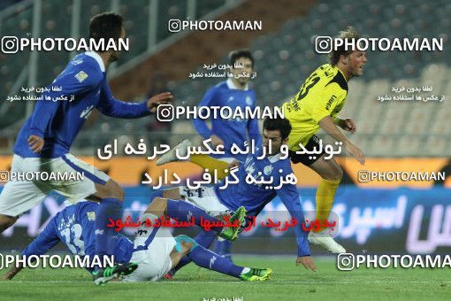 652994, Tehran, [*parameter:4*], لیگ برتر فوتبال ایران، Persian Gulf Cup، Week 18، Second Leg، Esteghlal 1 v 0 Fajr-e Sepasi Shiraz on 2013/12/14 at Azadi Stadium