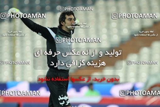 652765, Tehran, [*parameter:4*], لیگ برتر فوتبال ایران، Persian Gulf Cup، Week 18، Second Leg، Esteghlal 1 v 0 Fajr-e Sepasi Shiraz on 2013/12/14 at Azadi Stadium