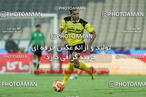 652973, Tehran, [*parameter:4*], لیگ برتر فوتبال ایران، Persian Gulf Cup، Week 18، Second Leg، Esteghlal 1 v 0 Fajr-e Sepasi Shiraz on 2013/12/14 at Azadi Stadium