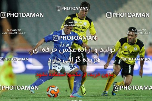 652804, Tehran, [*parameter:4*], لیگ برتر فوتبال ایران، Persian Gulf Cup، Week 18، Second Leg، Esteghlal 1 v 0 Fajr-e Sepasi Shiraz on 2013/12/14 at Azadi Stadium