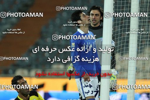 652849, Tehran, [*parameter:4*], لیگ برتر فوتبال ایران، Persian Gulf Cup، Week 18، Second Leg، Esteghlal 1 v 0 Fajr-e Sepasi Shiraz on 2013/12/14 at Azadi Stadium