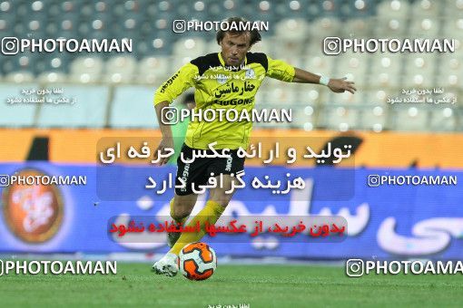 652960, Tehran, [*parameter:4*], لیگ برتر فوتبال ایران، Persian Gulf Cup، Week 18، Second Leg، Esteghlal 1 v 0 Fajr-e Sepasi Shiraz on 2013/12/14 at Azadi Stadium