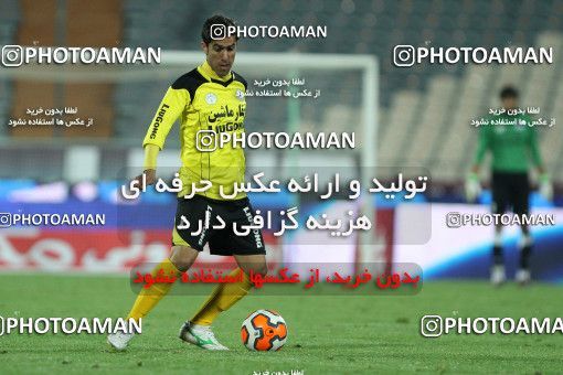 652893, Tehran, [*parameter:4*], لیگ برتر فوتبال ایران، Persian Gulf Cup، Week 18، Second Leg، Esteghlal 1 v 0 Fajr-e Sepasi Shiraz on 2013/12/14 at Azadi Stadium