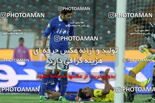 652789, Tehran, [*parameter:4*], لیگ برتر فوتبال ایران، Persian Gulf Cup، Week 18، Second Leg، Esteghlal 1 v 0 Fajr-e Sepasi Shiraz on 2013/12/14 at Azadi Stadium
