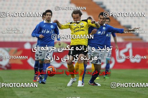 652923, Tehran, [*parameter:4*], لیگ برتر فوتبال ایران، Persian Gulf Cup، Week 18، Second Leg، Esteghlal 1 v 0 Fajr-e Sepasi Shiraz on 2013/12/14 at Azadi Stadium