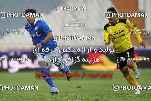 652934, Tehran, [*parameter:4*], لیگ برتر فوتبال ایران، Persian Gulf Cup، Week 18، Second Leg، Esteghlal 1 v 0 Fajr-e Sepasi Shiraz on 2013/12/14 at Azadi Stadium