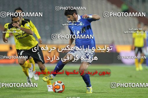 652972, Tehran, [*parameter:4*], لیگ برتر فوتبال ایران، Persian Gulf Cup، Week 18، Second Leg، Esteghlal 1 v 0 Fajr-e Sepasi Shiraz on 2013/12/14 at Azadi Stadium