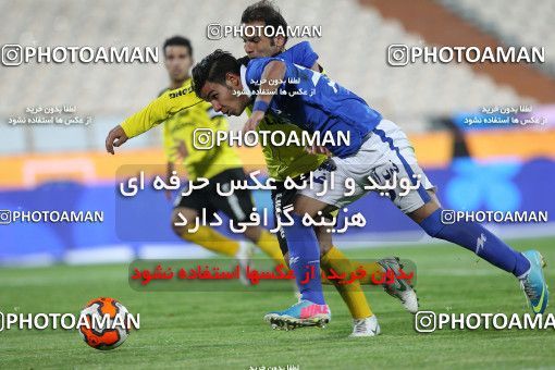 652976, Tehran, [*parameter:4*], لیگ برتر فوتبال ایران، Persian Gulf Cup، Week 18، Second Leg، Esteghlal 1 v 0 Fajr-e Sepasi Shiraz on 2013/12/14 at Azadi Stadium
