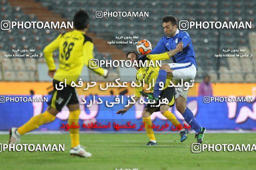 652917, Tehran, [*parameter:4*], لیگ برتر فوتبال ایران، Persian Gulf Cup، Week 18، Second Leg، Esteghlal 1 v 0 Fajr-e Sepasi Shiraz on 2013/12/14 at Azadi Stadium
