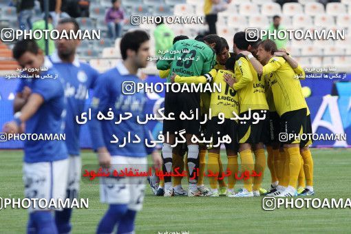 652723, Tehran, [*parameter:4*], لیگ برتر فوتبال ایران، Persian Gulf Cup، Week 18، Second Leg، Esteghlal 1 v 0 Fajr-e Sepasi Shiraz on 2013/12/14 at Azadi Stadium