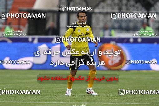 652964, Tehran, [*parameter:4*], لیگ برتر فوتبال ایران، Persian Gulf Cup، Week 18، Second Leg، Esteghlal 1 v 0 Fajr-e Sepasi Shiraz on 2013/12/14 at Azadi Stadium