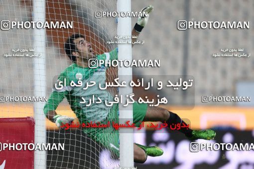 653465, Tehran, [*parameter:4*], لیگ برتر فوتبال ایران، Persian Gulf Cup، Week 19، Second Leg، Persepolis 1 v 0 Saipa on 2013/12/19 at Azadi Stadium