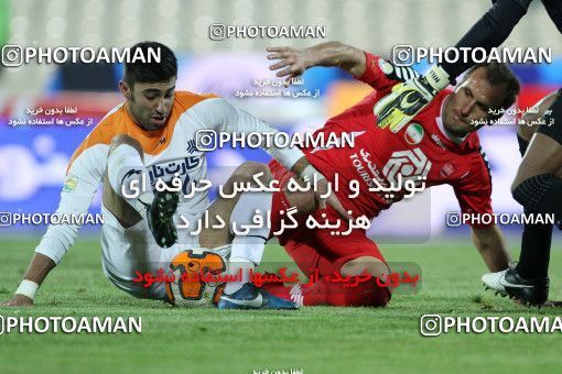 654296, Tehran, [*parameter:4*], لیگ برتر فوتبال ایران، Persian Gulf Cup، Week 19، Second Leg، Persepolis 1 v 0 Saipa on 2013/12/19 at Azadi Stadium