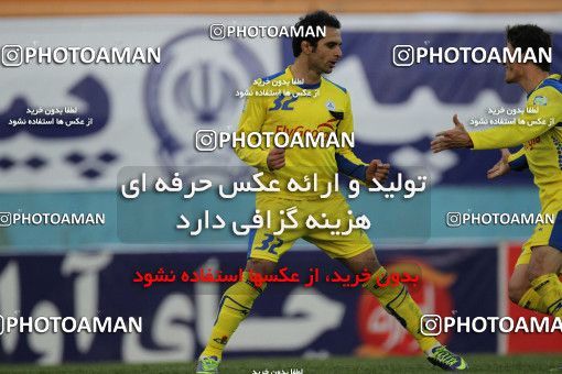 654562, Tehran, [*parameter:4*], لیگ برتر فوتبال ایران، Persian Gulf Cup، Week 19، Second Leg، Rah Ahan 1 v 3 Naft Tehran on 2013/12/20 at Ekbatan Stadium