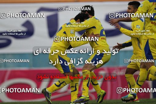 654456, Tehran, [*parameter:4*], لیگ برتر فوتبال ایران، Persian Gulf Cup، Week 19، Second Leg، Rah Ahan 1 v 3 Naft Tehran on 2013/12/20 at Ekbatan Stadium