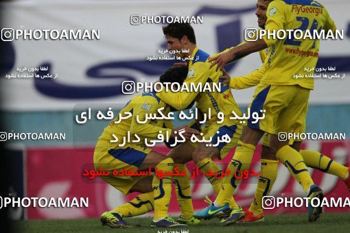 654505, Tehran, [*parameter:4*], لیگ برتر فوتبال ایران، Persian Gulf Cup، Week 19، Second Leg، Rah Ahan 1 v 3 Naft Tehran on 2013/12/20 at Ekbatan Stadium