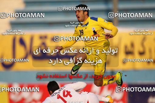 654418, Tehran, [*parameter:4*], لیگ برتر فوتبال ایران، Persian Gulf Cup، Week 19، Second Leg، Rah Ahan 1 v 3 Naft Tehran on 2013/12/20 at Ekbatan Stadium