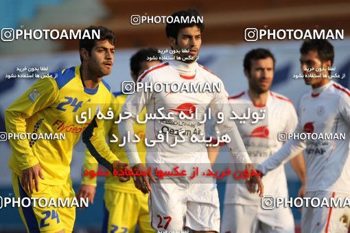 654680, Tehran, [*parameter:4*], لیگ برتر فوتبال ایران، Persian Gulf Cup، Week 19، Second Leg، Rah Ahan 1 v 3 Naft Tehran on 2013/12/20 at Ekbatan Stadium
