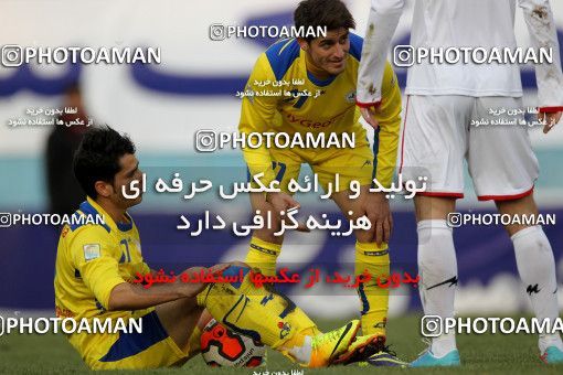 654510, Tehran, [*parameter:4*], لیگ برتر فوتبال ایران، Persian Gulf Cup، Week 19، Second Leg، Rah Ahan 1 v 3 Naft Tehran on 2013/12/20 at Ekbatan Stadium