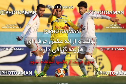 654637, Tehran, [*parameter:4*], لیگ برتر فوتبال ایران، Persian Gulf Cup، Week 19، Second Leg، Rah Ahan 1 v 3 Naft Tehran on 2013/12/20 at Ekbatan Stadium