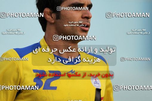 654579, Tehran, [*parameter:4*], لیگ برتر فوتبال ایران، Persian Gulf Cup، Week 19، Second Leg، Rah Ahan 1 v 3 Naft Tehran on 2013/12/20 at Ekbatan Stadium