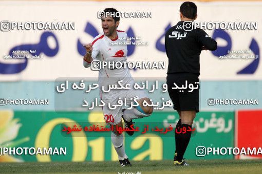 654480, Tehran, [*parameter:4*], لیگ برتر فوتبال ایران، Persian Gulf Cup، Week 19، Second Leg، Rah Ahan 1 v 3 Naft Tehran on 2013/12/20 at Ekbatan Stadium