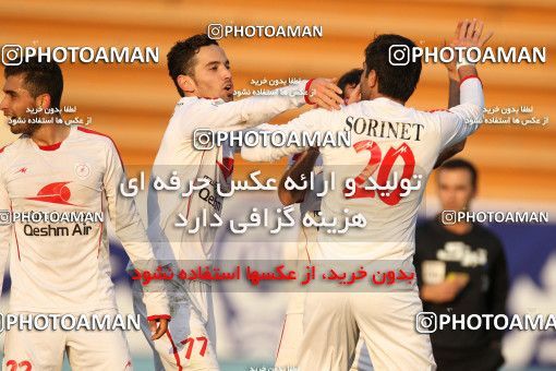 654489, Tehran, [*parameter:4*], لیگ برتر فوتبال ایران، Persian Gulf Cup، Week 19، Second Leg، Rah Ahan 1 v 3 Naft Tehran on 2013/12/20 at Ekbatan Stadium