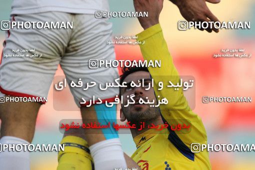 654695, Tehran, [*parameter:4*], لیگ برتر فوتبال ایران، Persian Gulf Cup، Week 19، Second Leg، Rah Ahan 1 v 3 Naft Tehran on 2013/12/20 at Ekbatan Stadium