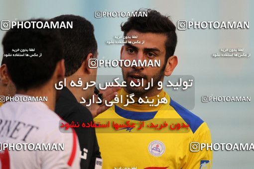 654559, Tehran, [*parameter:4*], لیگ برتر فوتبال ایران، Persian Gulf Cup، Week 19، Second Leg، Rah Ahan 1 v 3 Naft Tehran on 2013/12/20 at Ekbatan Stadium