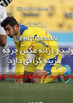 654568, Tehran, [*parameter:4*], لیگ برتر فوتبال ایران، Persian Gulf Cup، Week 19، Second Leg، Rah Ahan 1 v 3 Naft Tehran on 2013/12/20 at Ekbatan Stadium