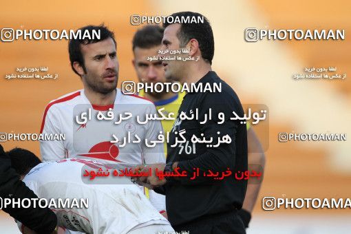 654643, Tehran, [*parameter:4*], لیگ برتر فوتبال ایران، Persian Gulf Cup، Week 19، Second Leg، Rah Ahan 1 v 3 Naft Tehran on 2013/12/20 at Ekbatan Stadium