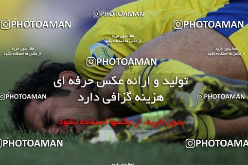 654697, Tehran, [*parameter:4*], لیگ برتر فوتبال ایران، Persian Gulf Cup، Week 19، Second Leg، Rah Ahan 1 v 3 Naft Tehran on 2013/12/20 at Ekbatan Stadium