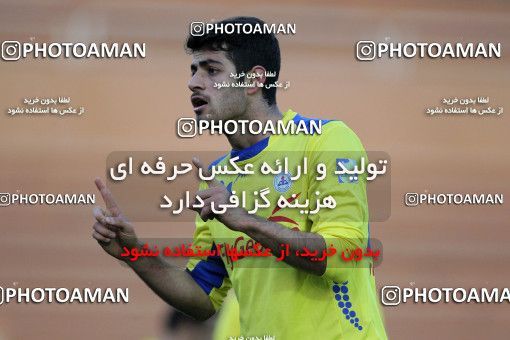 654664, Tehran, [*parameter:4*], لیگ برتر فوتبال ایران، Persian Gulf Cup، Week 19، Second Leg، Rah Ahan 1 v 3 Naft Tehran on 2013/12/20 at Ekbatan Stadium