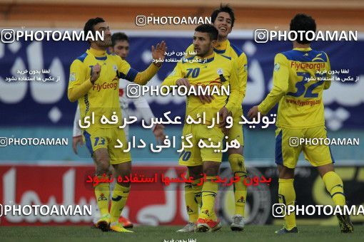654577, Tehran, [*parameter:4*], لیگ برتر فوتبال ایران، Persian Gulf Cup، Week 19، Second Leg، Rah Ahan 1 v 3 Naft Tehran on 2013/12/20 at Ekbatan Stadium