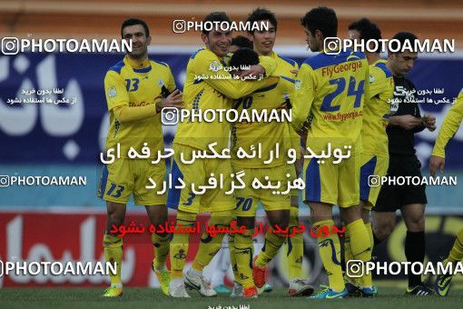 654461, Tehran, [*parameter:4*], لیگ برتر فوتبال ایران، Persian Gulf Cup، Week 19، Second Leg، Rah Ahan 1 v 3 Naft Tehran on 2013/12/20 at Ekbatan Stadium