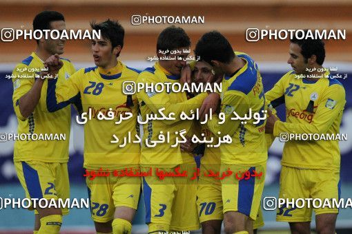 654561, Tehran, [*parameter:4*], لیگ برتر فوتبال ایران، Persian Gulf Cup، Week 19، Second Leg، Rah Ahan 1 v 3 Naft Tehran on 2013/12/20 at Ekbatan Stadium