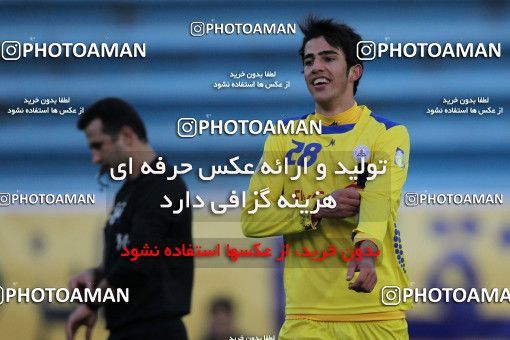 654570, Tehran, [*parameter:4*], لیگ برتر فوتبال ایران، Persian Gulf Cup، Week 19، Second Leg، Rah Ahan 1 v 3 Naft Tehran on 2013/12/20 at Ekbatan Stadium
