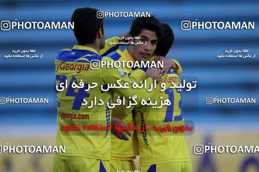 654465, Tehran, [*parameter:4*], لیگ برتر فوتبال ایران، Persian Gulf Cup، Week 19، Second Leg، Rah Ahan 1 v 3 Naft Tehran on 2013/12/20 at Ekbatan Stadium