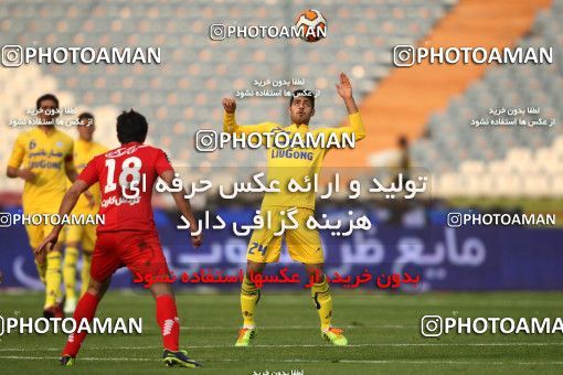 656059, Tehran, [*parameter:4*], لیگ برتر فوتبال ایران، Persian Gulf Cup، Week 21، Second Leg، Persepolis 0 v 0 Naft Tehran on 2014/01/03 at Azadi Stadium