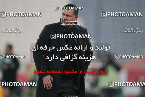 656213, Tehran, [*parameter:4*], لیگ برتر فوتبال ایران، Persian Gulf Cup، Week 21، Second Leg، Persepolis 0 v 0 Naft Tehran on 2014/01/03 at Azadi Stadium