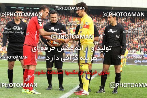 656291, Tehran, [*parameter:4*], لیگ برتر فوتبال ایران، Persian Gulf Cup، Week 21، Second Leg، Persepolis 0 v 0 Naft Tehran on 2014/01/03 at Azadi Stadium
